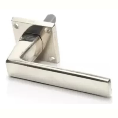 Imagen principal del producto: Manija Picaporte Biselada Al Giratoria C/ros De Chapa Pulido Gris